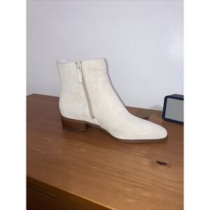 Cole Haan Womens 8.5B Beige Grand 360 Suede Ankle‎ Booties
